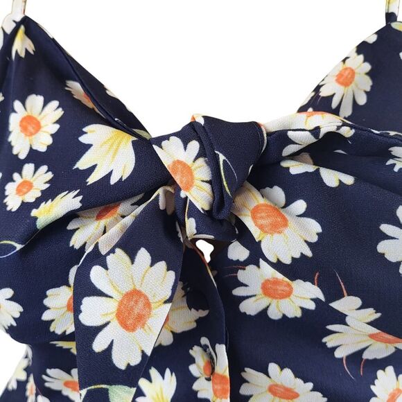 idem ditto Small Black Daisy Crop Top Smocked Peplum Adjustable Straps Bow Tie - Picture 6 of 13